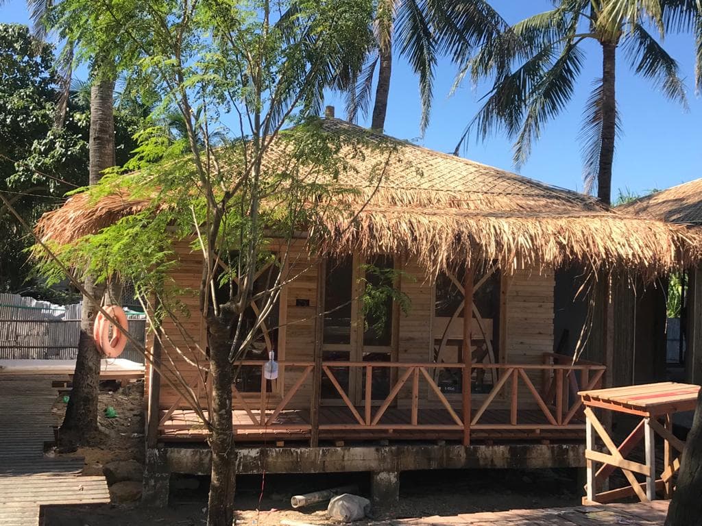 Luxury Beachfront Cottage